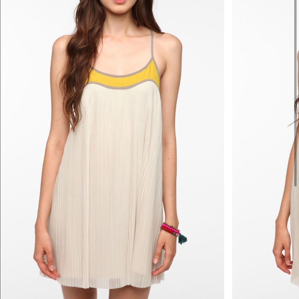 Mini accordion dress